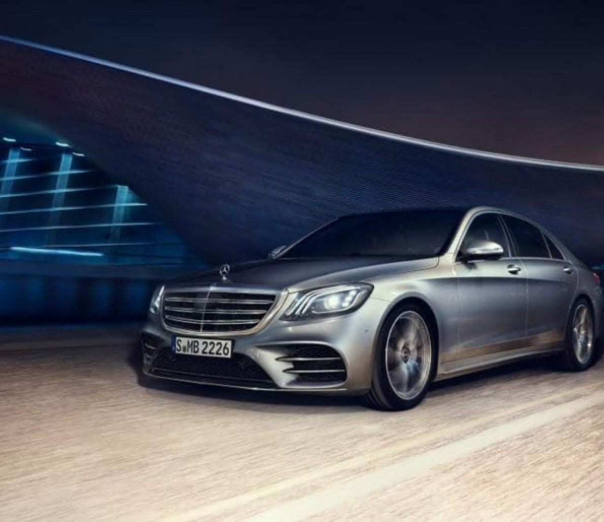 Mercedes-Benz 4 Chỗ