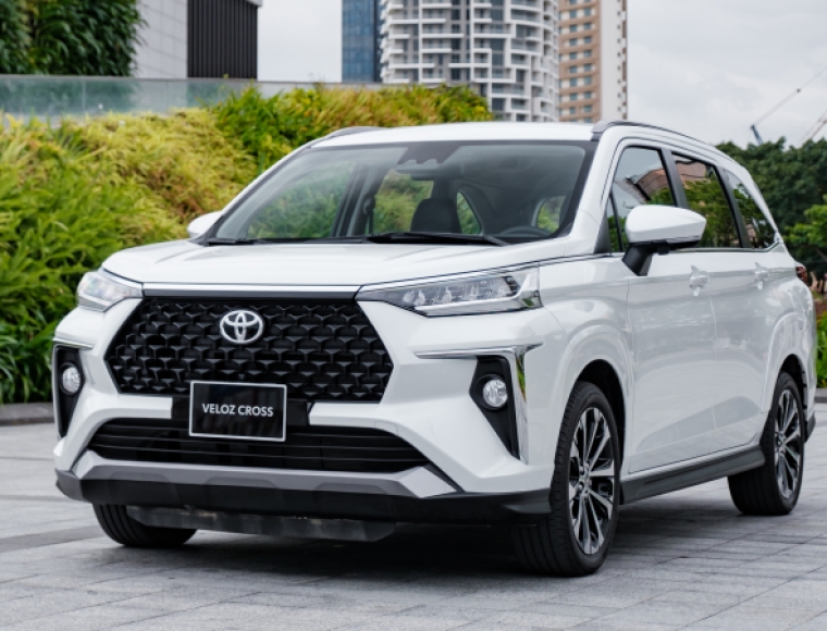 Toyota Veloz Cross